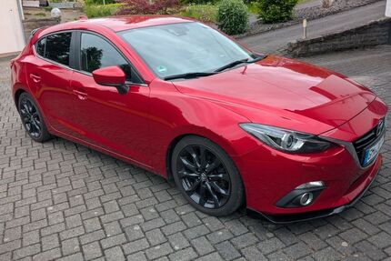 Mazda 3 196.000 km 7.299 &euro; Wiehl 51674
