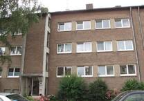 41539 Dormagen, Virchowstraße - zentrale Lage - Geräumige DreiZimmer-Dachgeschoßwohnung-ohne Balkon!