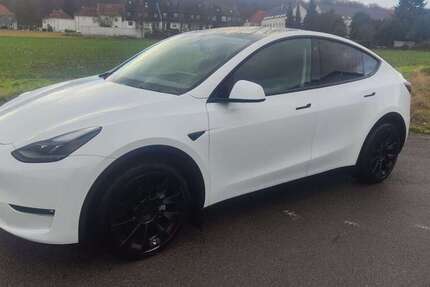 Tesla Model Y 28.800 km 39.900 &euro; Gehrden 30989