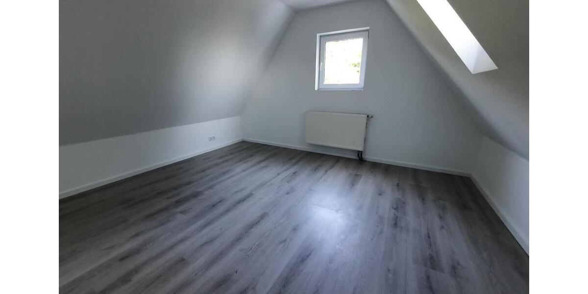 Maisonettenwohnung Mölln - 6 Zimmer, 130 m&sup2;, 1.600&euro; | Angebot:25286153