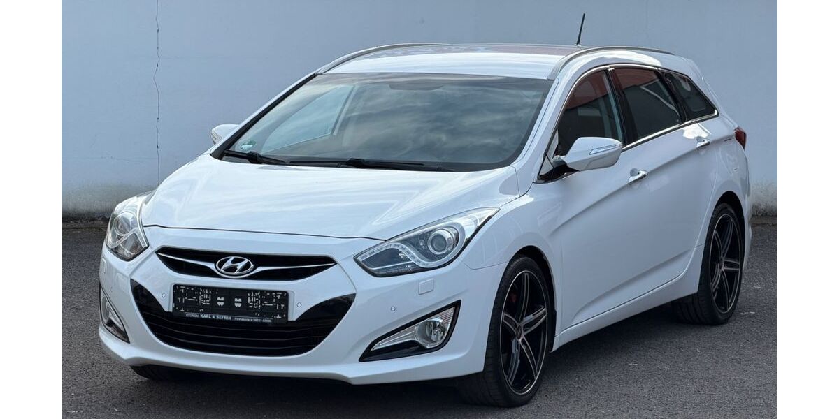 Hyundai i40 125.000 km 7.999 &euro; Völklingen 66333