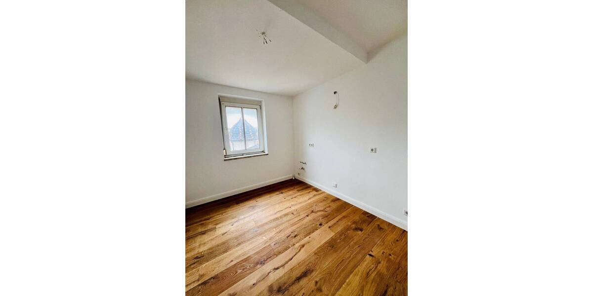 Etagenwohnung Neustadt an der Aisch Neustadt - 4 Zimmer, 295.000&euro; | Angebot:26204758