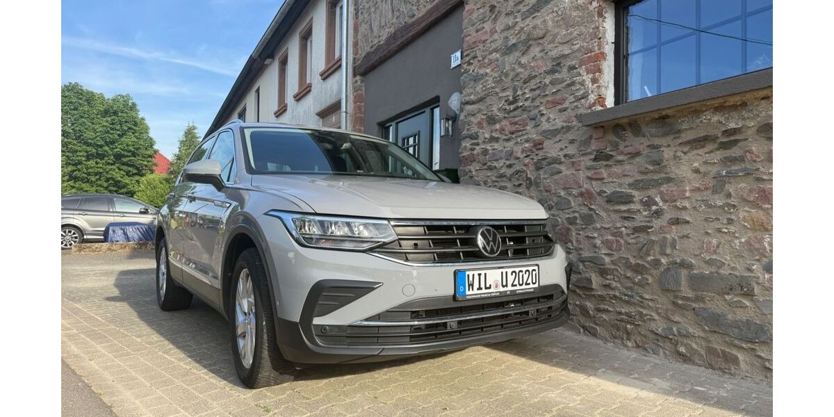 VW Tiguan 52.000 km 27.900 &euro; Landscheid 54526