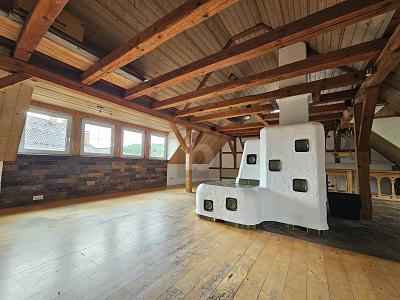 MEHRFAMILIENHAUS FÜR INVESTOREN UND EIGENNUTZER - Mehrfamilienhaus, Wohnhaus Sachsenheim | Angebot:26378449