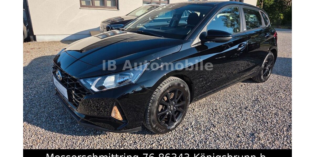 Hyundai i20 86.000 km 12.990 &euro; Königsbrunn bei Augsburg 86343