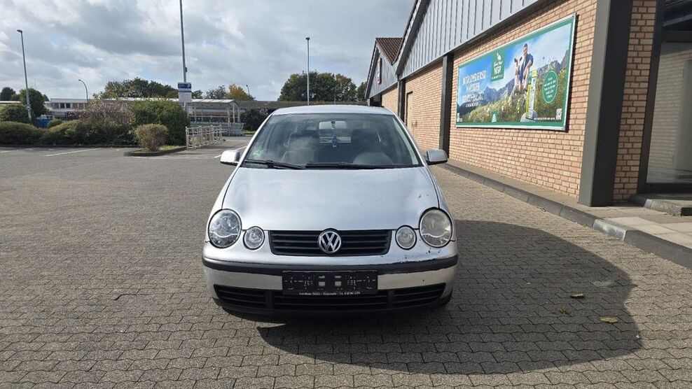 VW Polo 146.000 km 2.599 € Bonn 53225