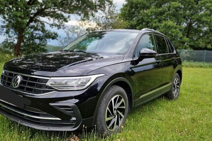 VW Tiguan 50.250 km 24.900 &euro; Volkmarsen 34471