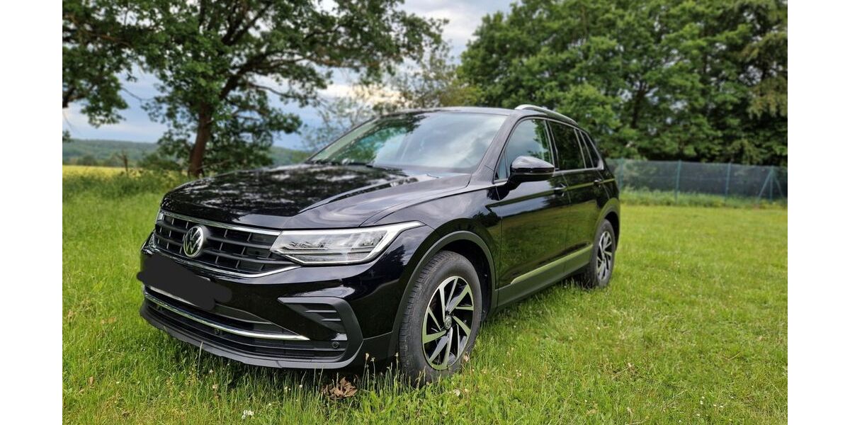 VW Tiguan 50.250 km 24.900 &euro; Volkmarsen 34471