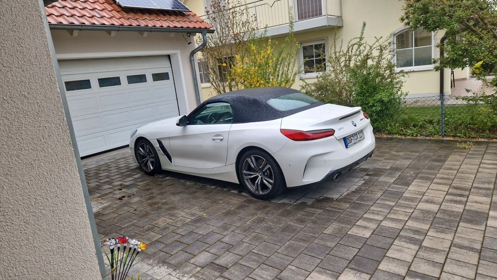 BMW Z4 33.000 km 38.300 &euro; Niederviehbach 84183