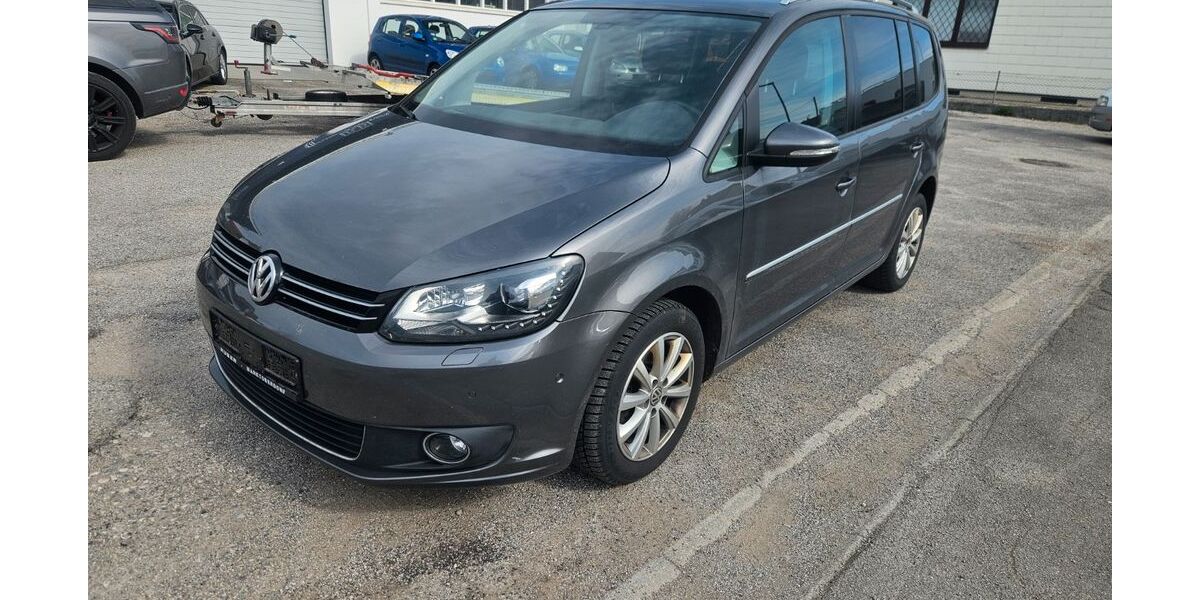 VW Touran 250.000 km 5.998 &euro; Alling 82239
