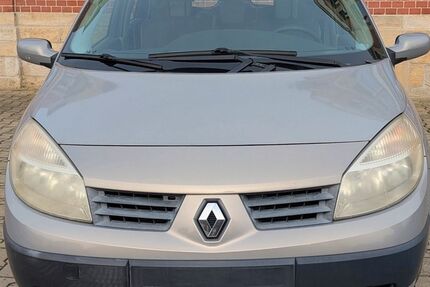 Renault Scenic 157.524 km 1.500 &euro; Stolpen 01833