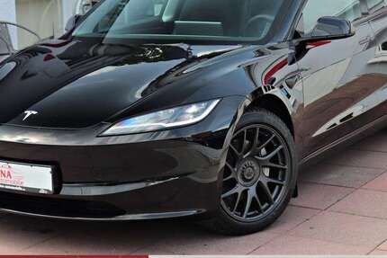 Tesla Model 3 30.000 km 42.980 € Hamburg 22179