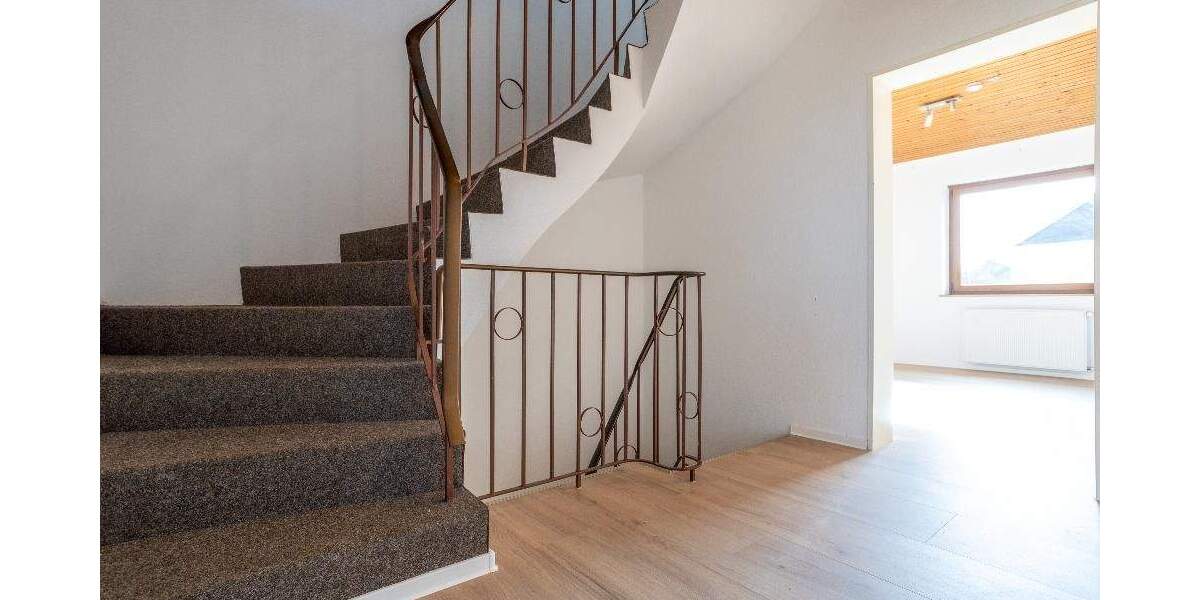 Reihenmittelhaus Stuhr Varrel - 5 Zimmer, 130 m&sup2;, 295.000&euro; | Angebot:25879614