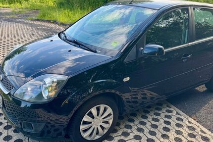 Ford Fiesta 227.000 km 1.600 &euro; Baunatal 34225
