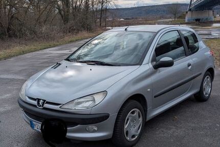 Peugeot 206 87.000 km 1.750 &euro; Leidersbach 63849