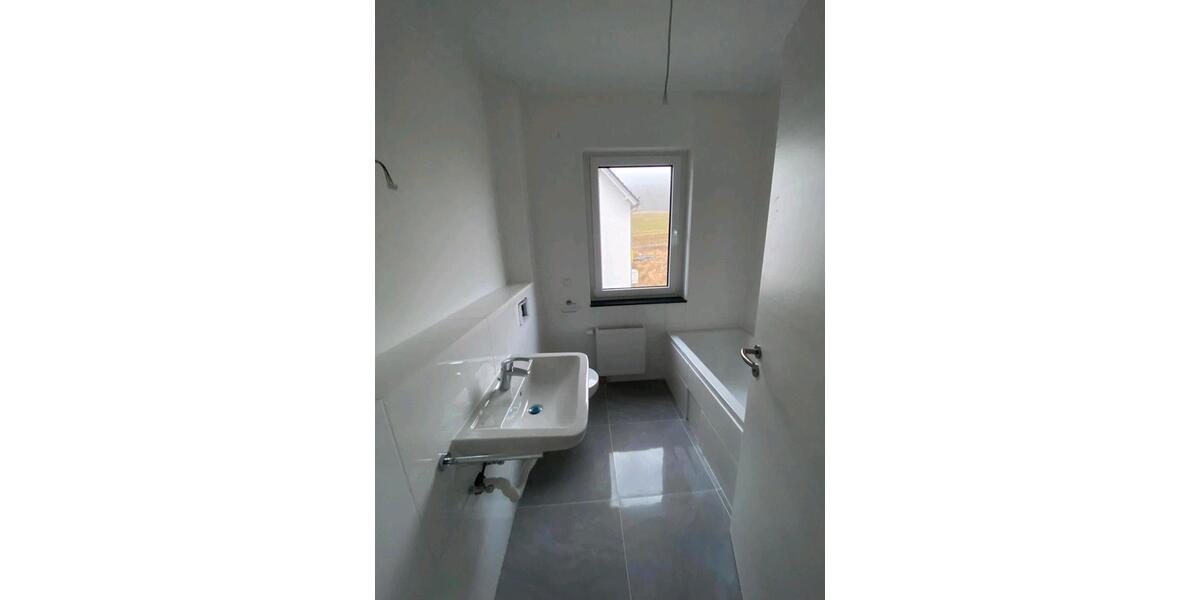 Doppelhaushälfte Bad Laasphe - 8 Zimmer, 218 m&sup2;, 799.000&euro; | Angebot:26393472