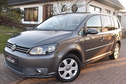 VW Touran 214.887 km 5.899 &euro; Bremen 28719