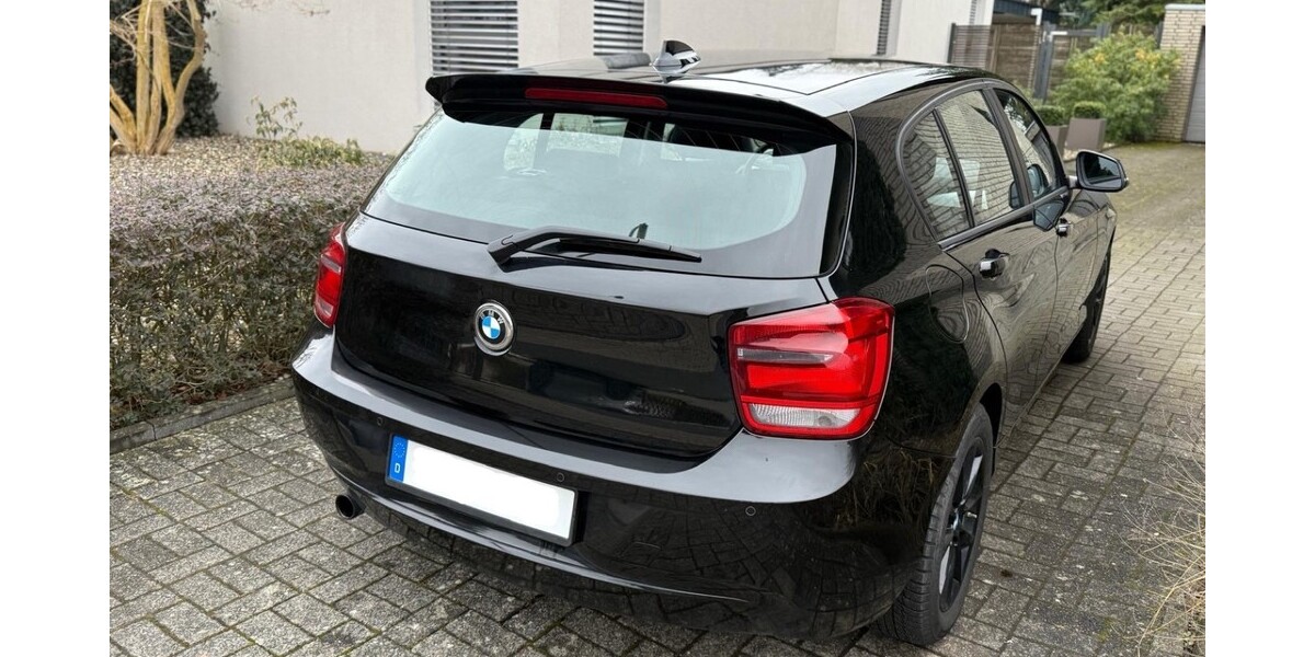BMW 118 243.000 km 7.900 &euro; Bad Lippspringe 33175
