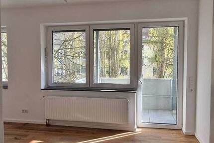 Stilvoll wohnen in der List – Kernsaniertes KfW 40 Effizienzhaus mit Balkon, Aufzug und Designbad