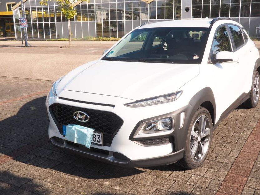 Hyundai KONA 61.000 km 16.490 € Offenburg 77656