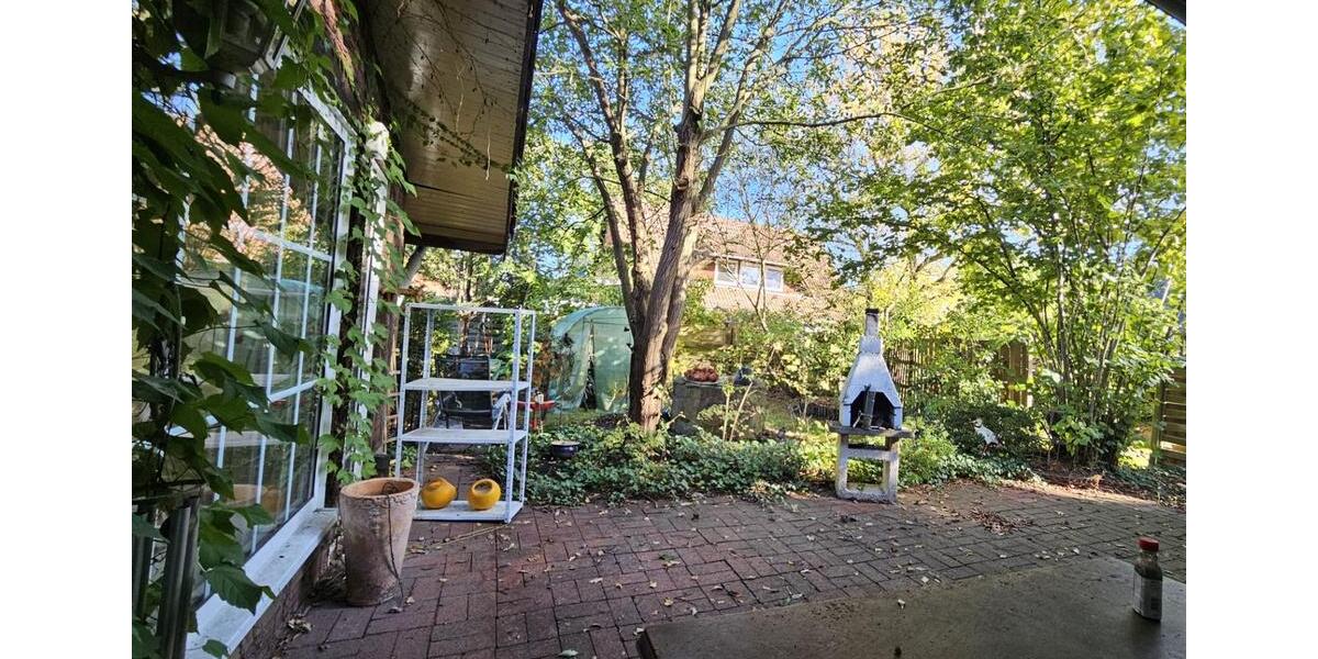 Charmante 4-Zimmer-Wohnung mit eigenem Garten zimmer