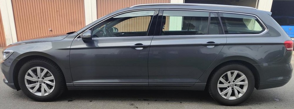 VW Passat Variant 163.000 km 11.900 &euro; Bad Endorf 83093