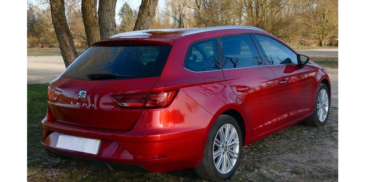 Seat Leon 76.925 km 13.450 &euro; Hemhofen 91334