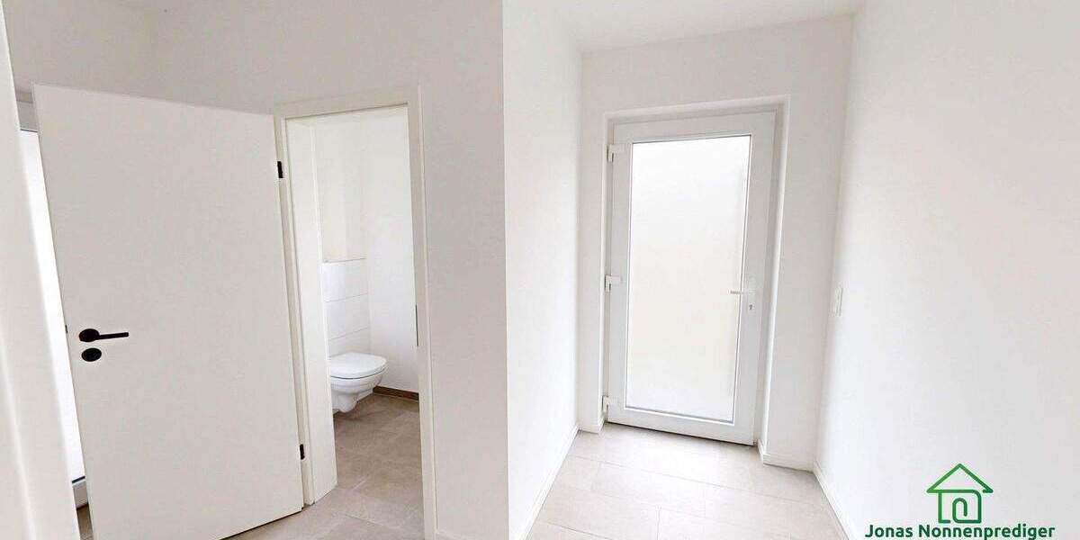 Modernes Reihenendhaus mit Garage zum Erstbezug - 3 Geschosse 6 zimmer