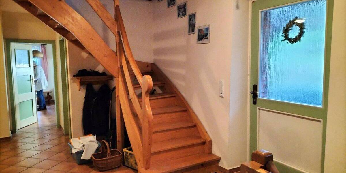 Doppelhaushälfte Leinefelde-Worbis Adelsborn - 6 Zimmer, 147 m&sup2;, 210.000&euro; | Angebot:25927429