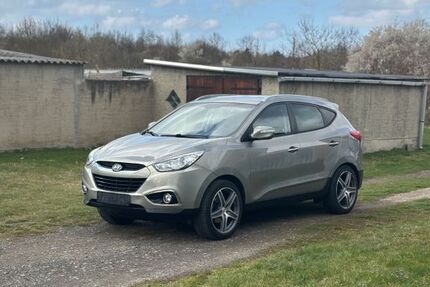 Hyundai ix35 186.000 km 7.900 &euro; Halle 06124