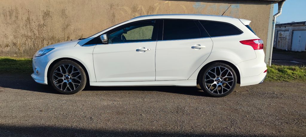 Ford Focus 119.000 km 10.000 &euro; Delitzsch 04509