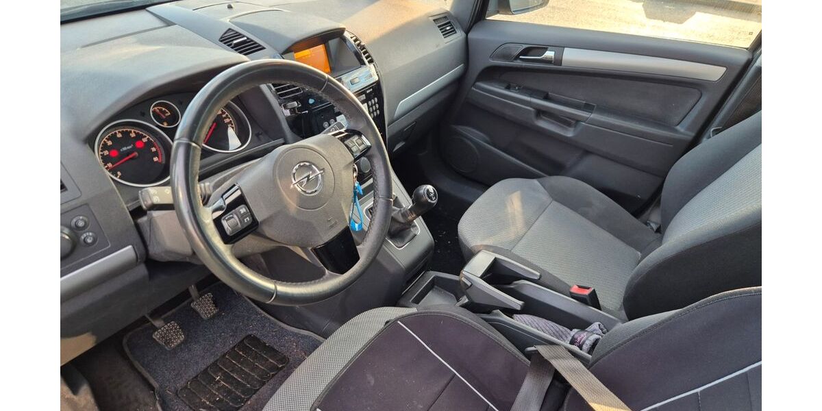 Opel Zafira 176.450 km 4.500 &euro; FRANKFURT AM MAIN 60386