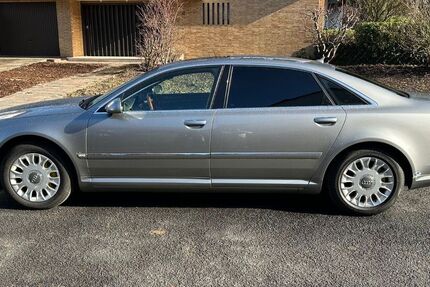 Audi A8 301.000 km 6.500 &euro; Brühl 50321