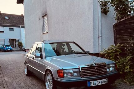Mercedes 190