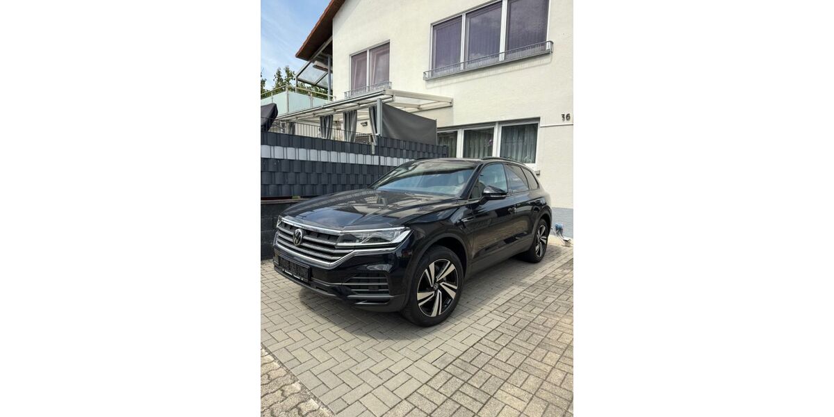 VW Touareg 90.000 km 40.900 &euro; Oftersheim 68723