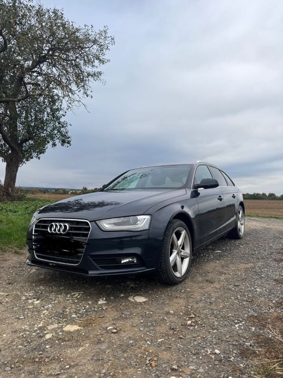 Audi A4 140.000 km 12.500 € Wolfhagen 34466