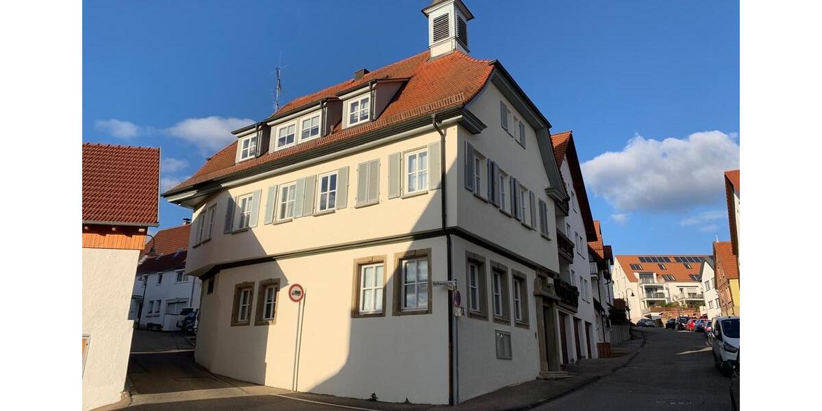 Dachgeschoßwohnung Ludwigsburg Hoheneck - 2.5 Zimmer, 70 m&sup2;, 239.000&euro; | Angebot:26844883