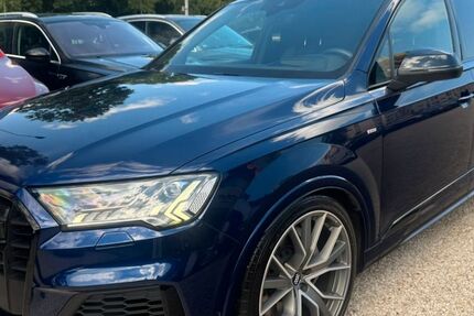Audi Q7 123.456 km 46.950 &euro; Tuttlingen 78532