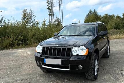 Jeep Grand Cherokee 240.000 km 9.400 € Dillenburg 35684