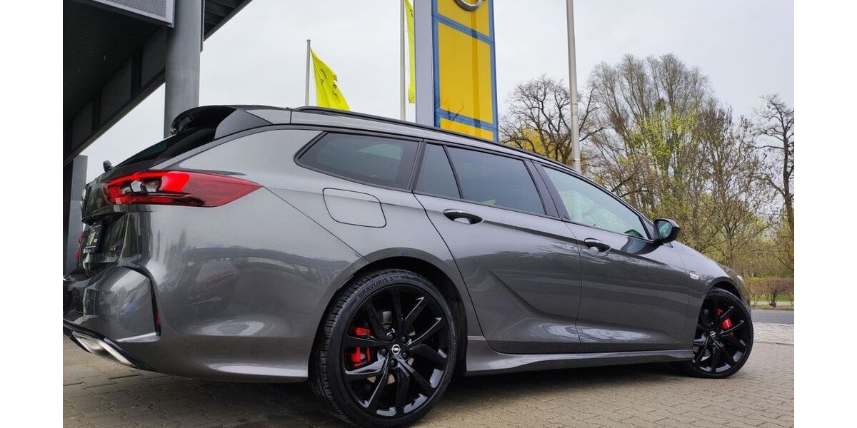 Opel Insignia 27.604 km 33.490 &euro; Zossen 15806
