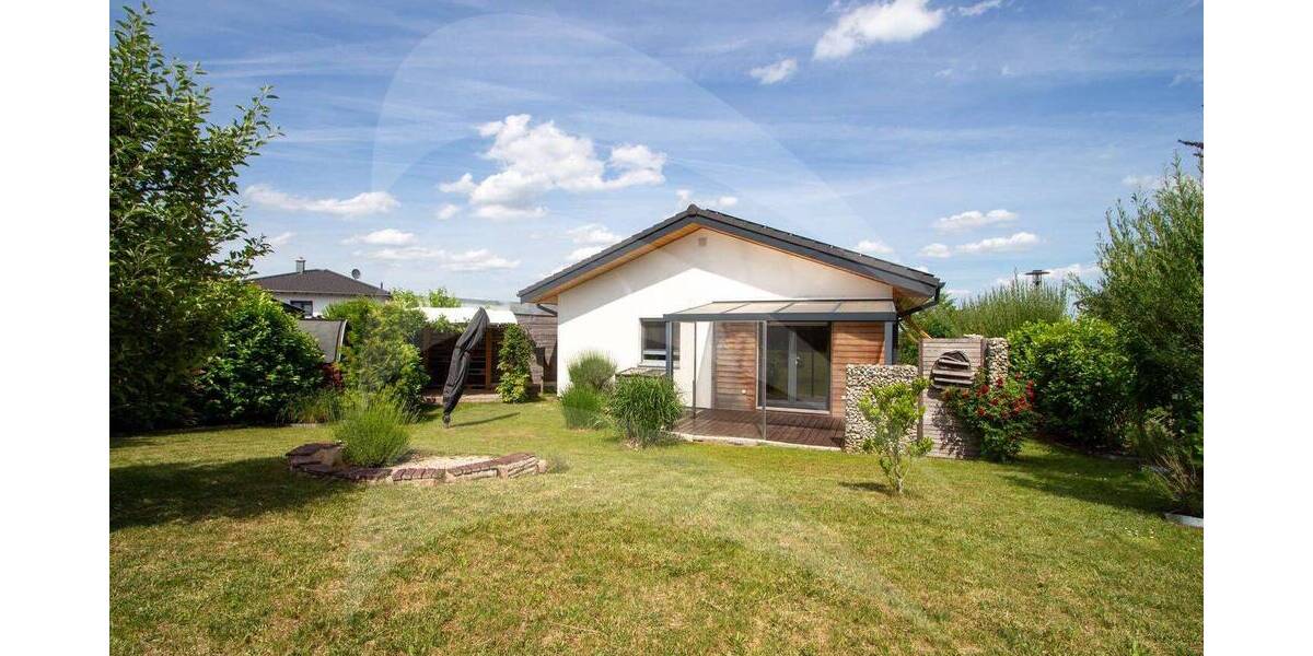 Bungalow Mallersdorf-Pfaffenberg Mallersdorf - 3 Zimmer, 83 m&sup2;, 499.000&euro; | Angebot:26879163