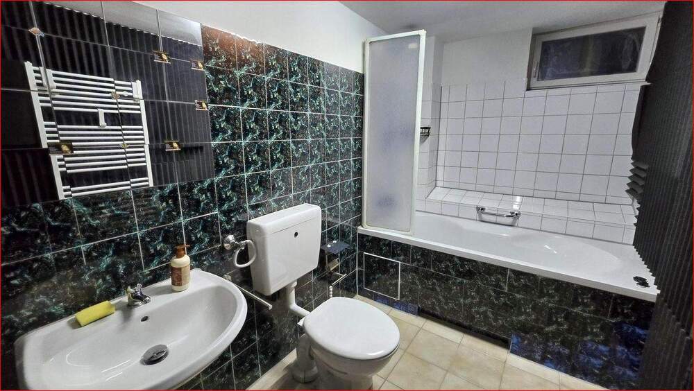 Doppelhaushälfte Altensteig - 5 Zimmer, 125 m&sup2;, 329.000&euro; | Angebot:25665822