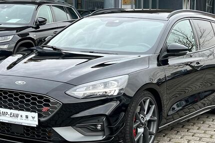 Ford Focus 88.304 km 26.790 &euro; Wissen 57537