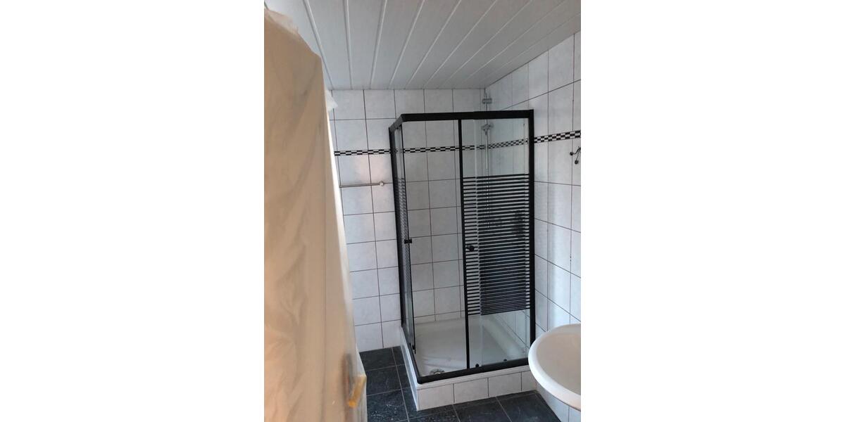 Großzügige 2-Zimmer Wohnung + Doppelgarage: 90qm in BLB 2 zimmer