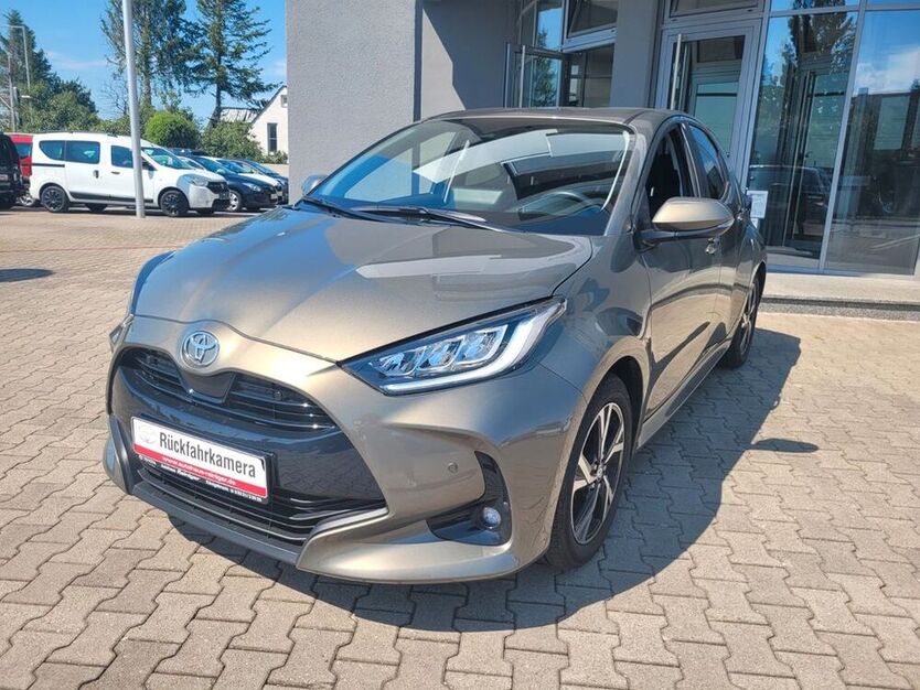 Yaris