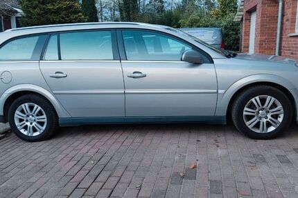 Opel Vectra 218.000 km 2.800 &euro; Marklohe 31608