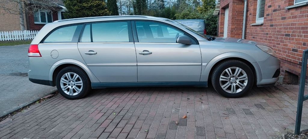 Opel Vectra 218.000 km 2.800 &euro; Marklohe 31608