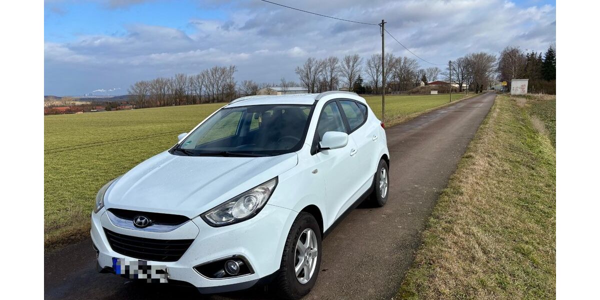 Hyundai ix35 158.000 km 6.499 &euro; Weißenfels 06667