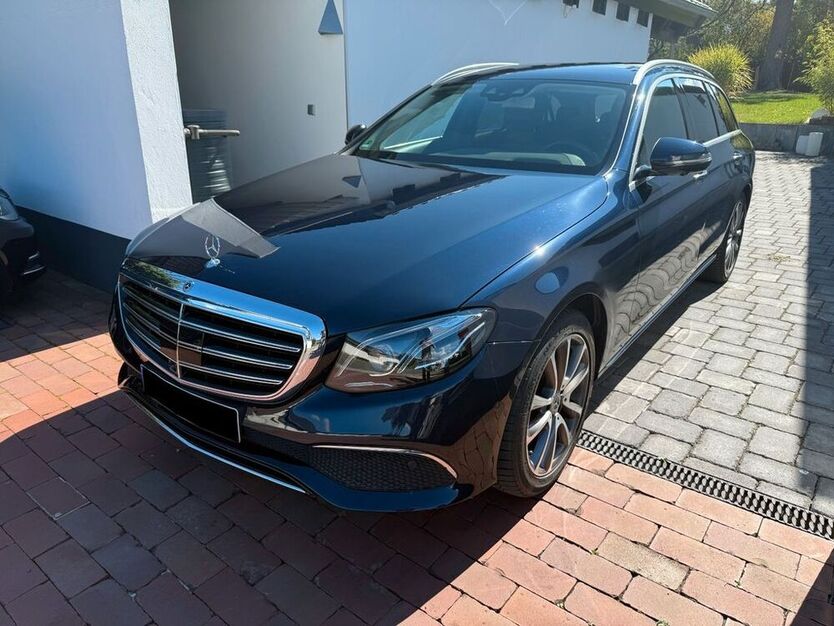E 220