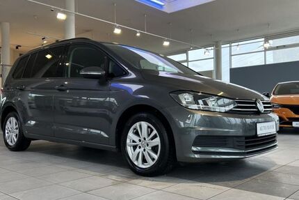 VW Touran 152.125 km 16.980 &euro; Rheinfelden (Baden) 79618